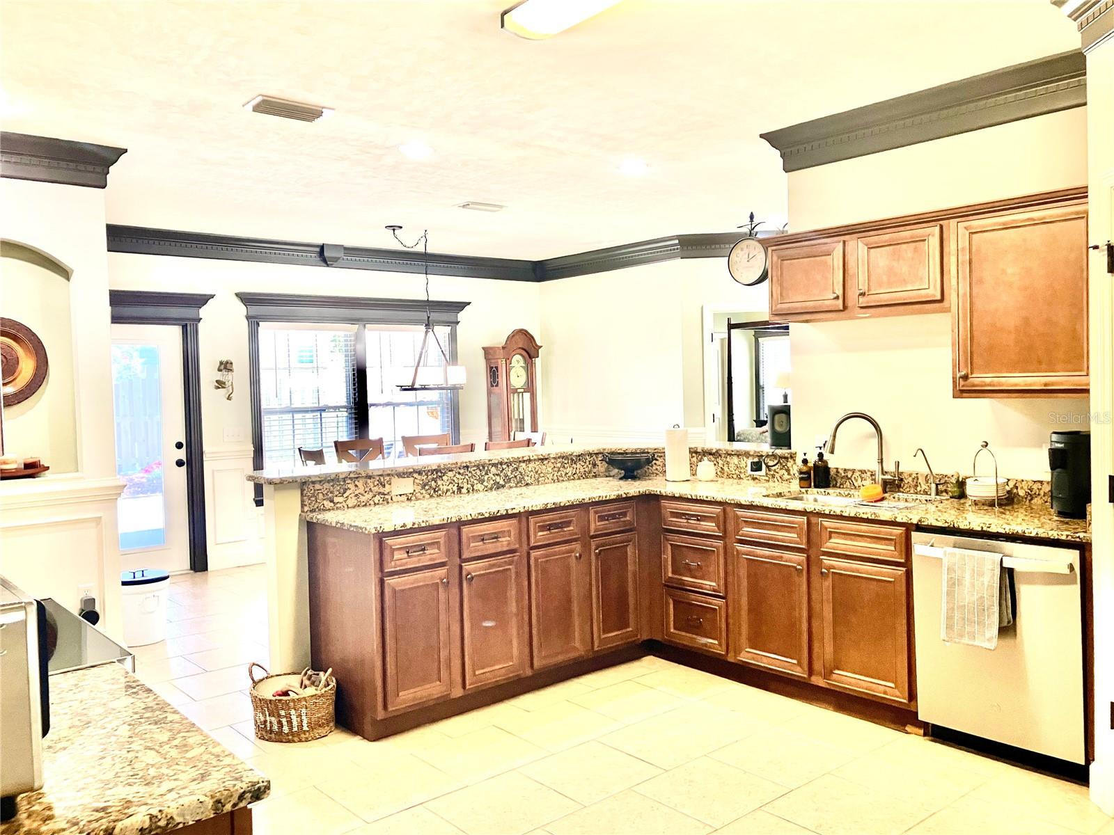 Image 15 of 27 For 22713 191st Lane