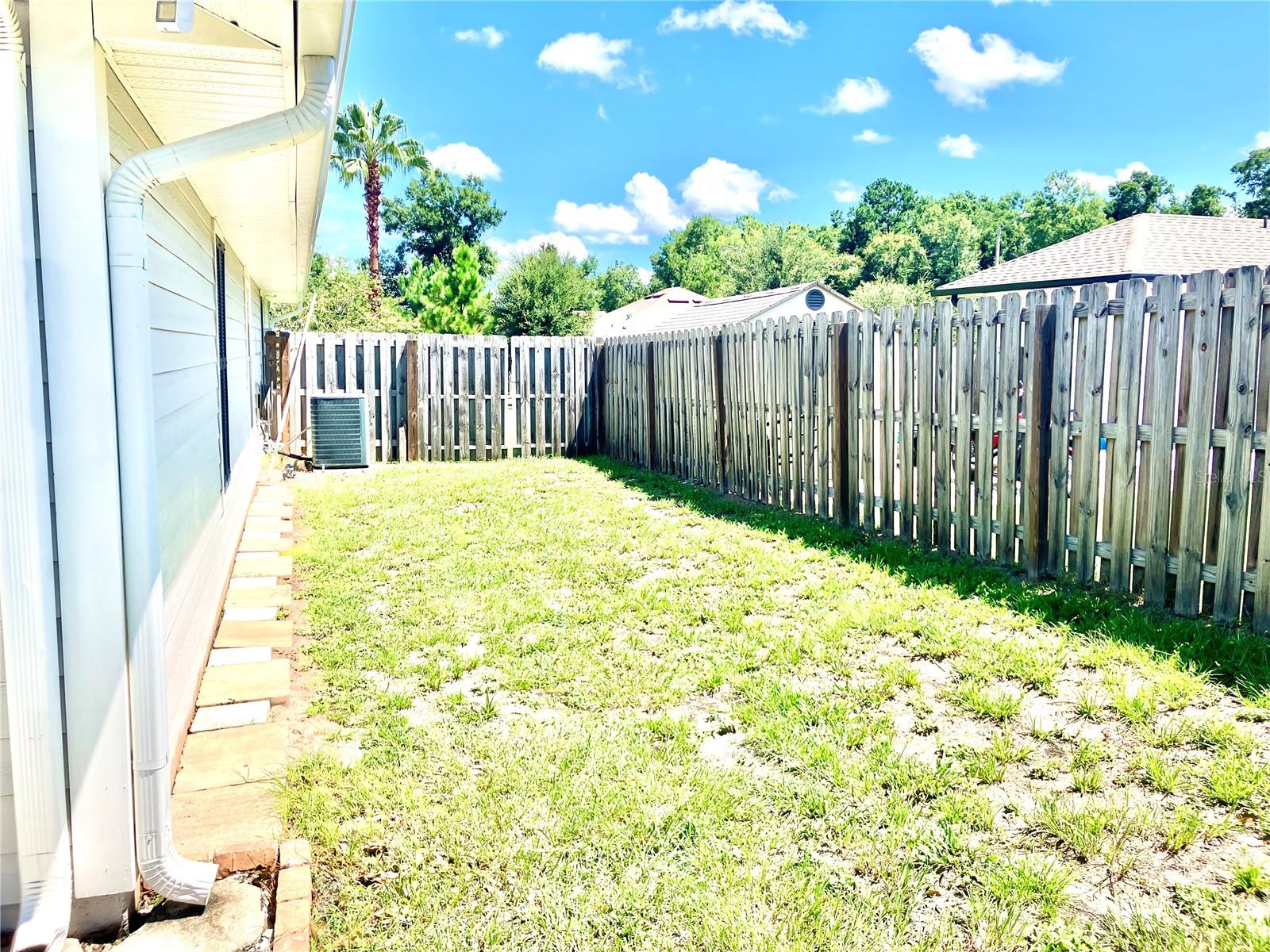 Image 32 of 33 For 22713 191st Lane