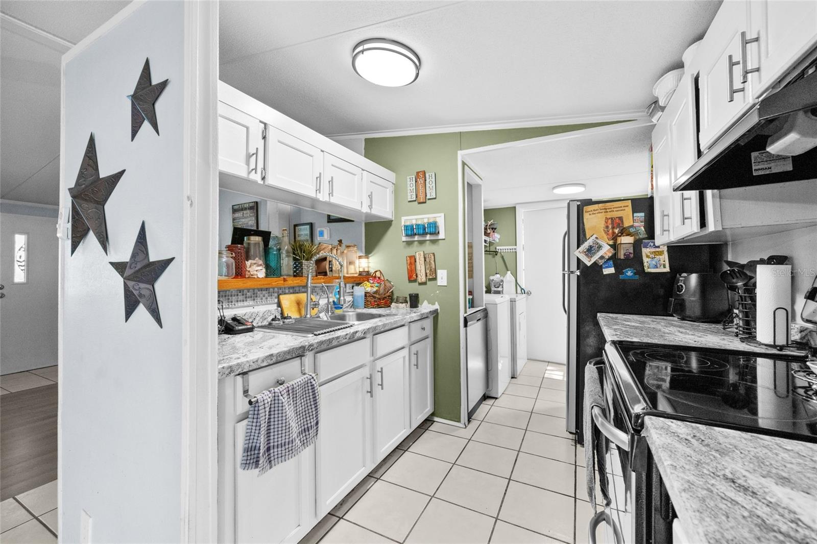 Image 7 of 19 For 4140 31st Avenue