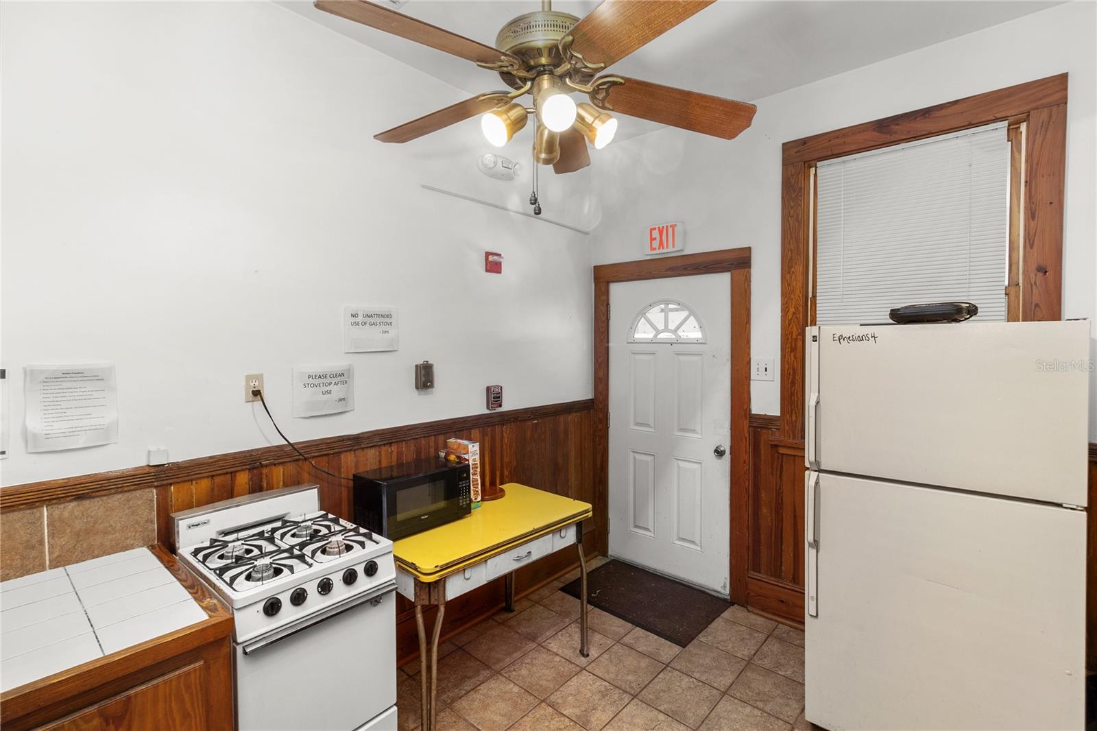 Image 11 of 25 For 619 1st Street