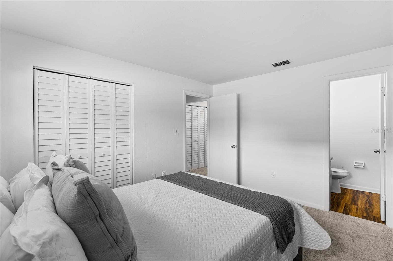 Image 10 of 18 For 3904 26th Drive B