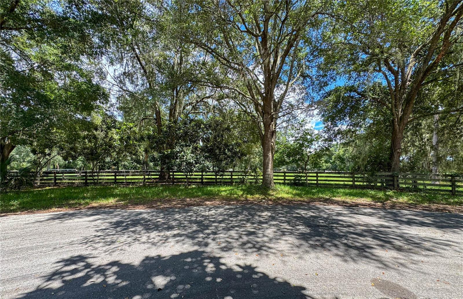 Image 8 of 11 For 6715 100 Lane