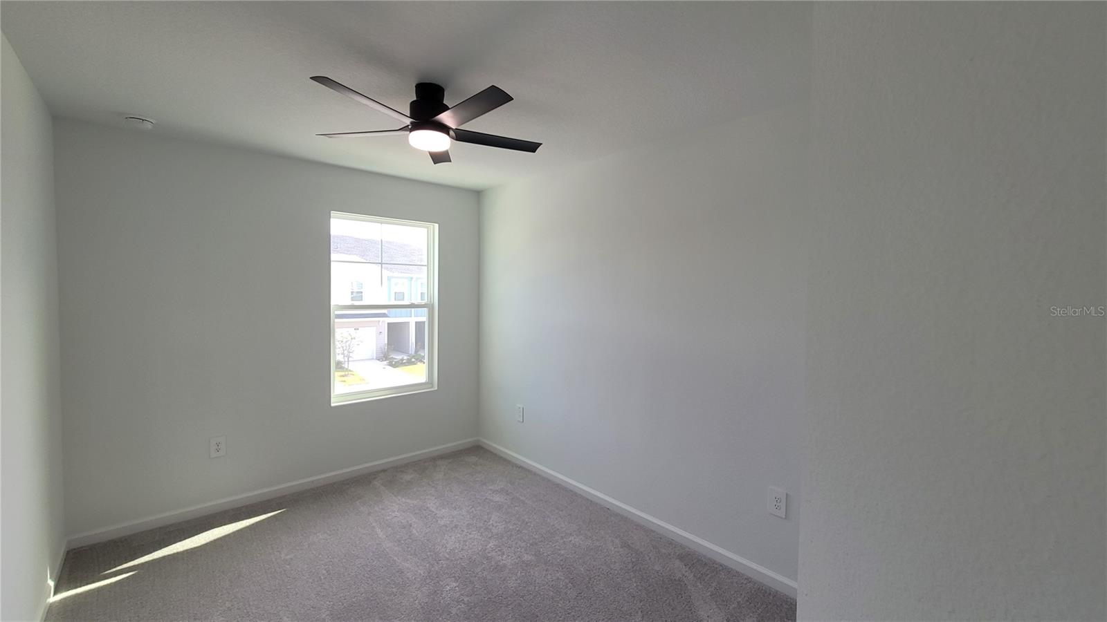 Image 21 of 25 For 14428 164th Road