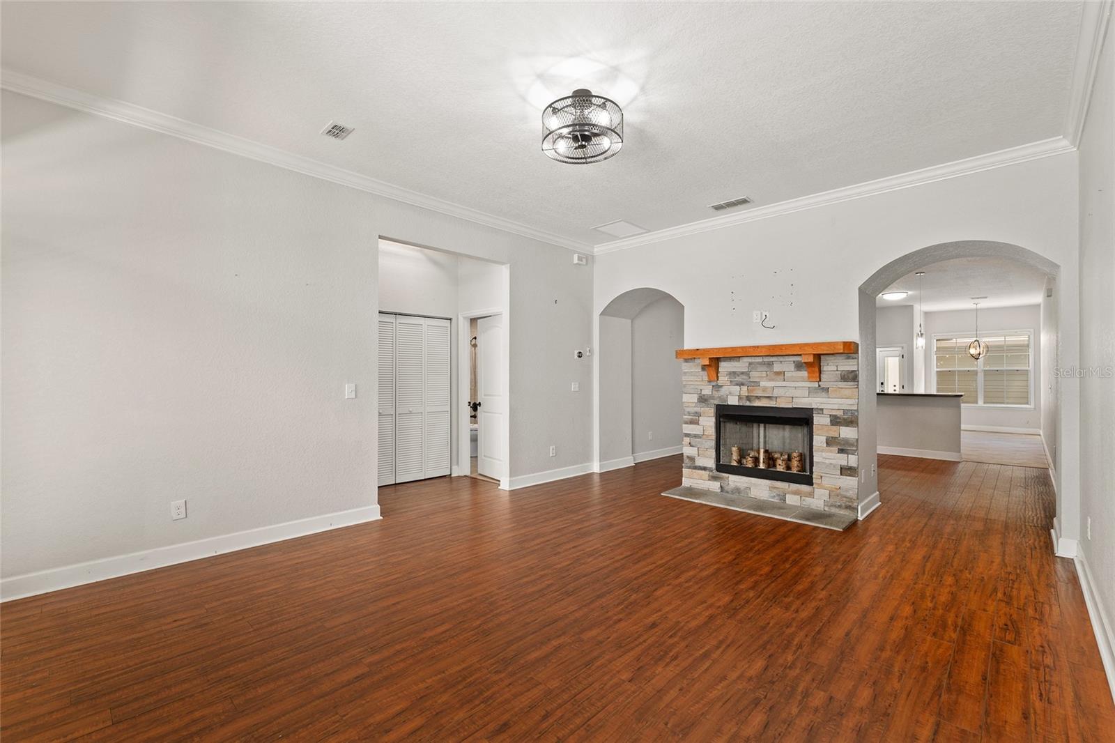 Image 11 of 42 For 7663 25th Avenue