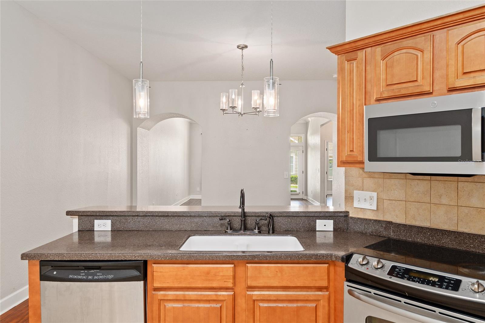Image 17 of 42 For 7663 25th Avenue