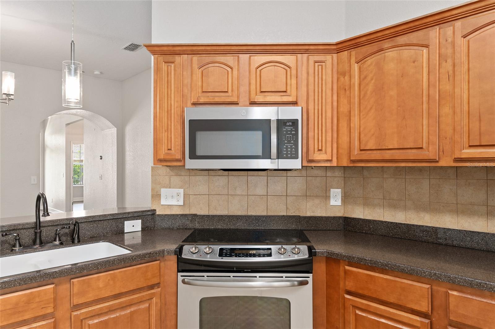 Image 18 of 42 For 7663 25th Avenue