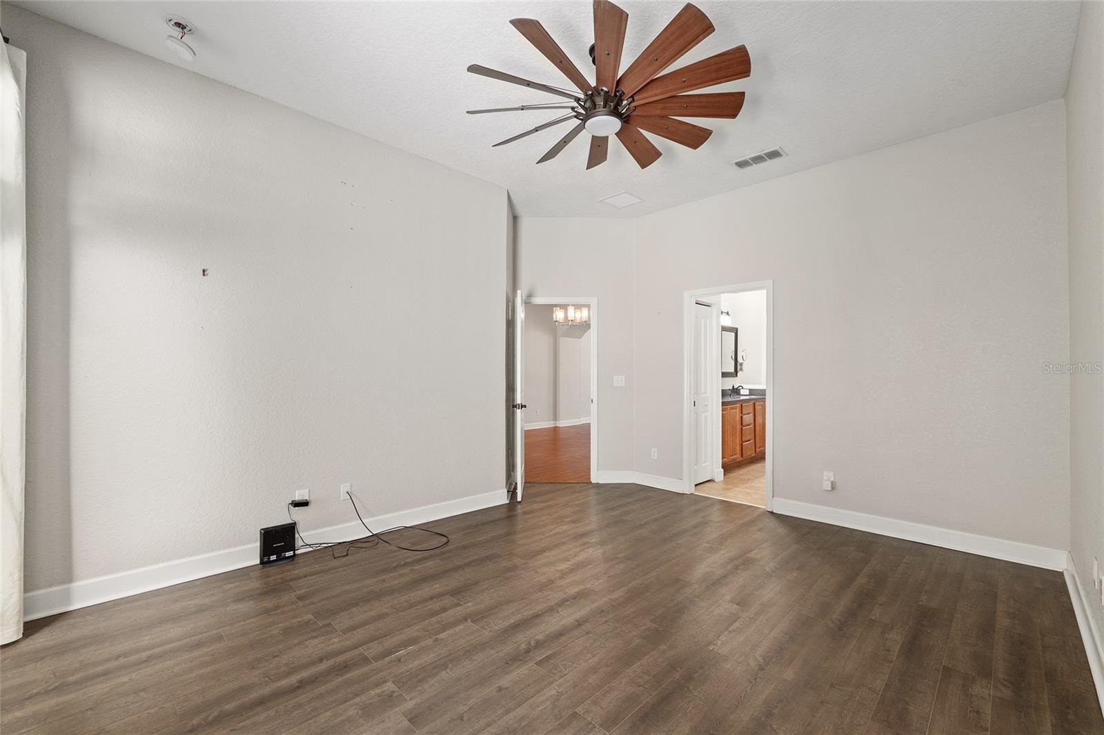 Image 23 of 42 For 7663 25th Avenue