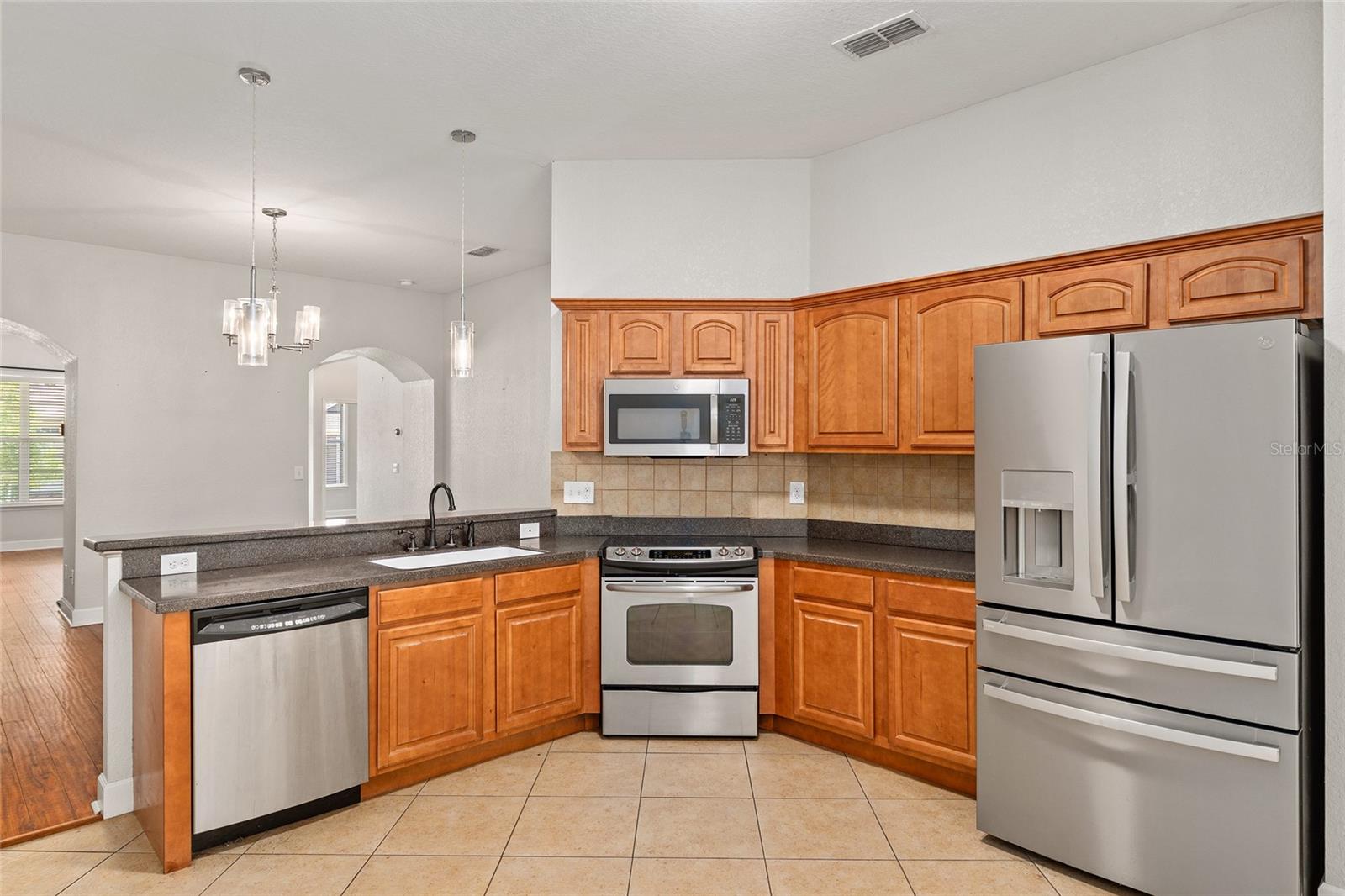 Image 6 of 42 For 7663 25th Avenue
