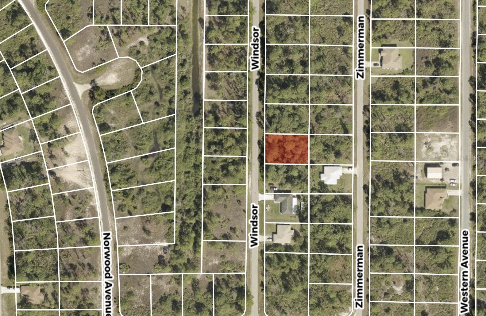 Image 4 of 4 For 451 Windsor Avenue S