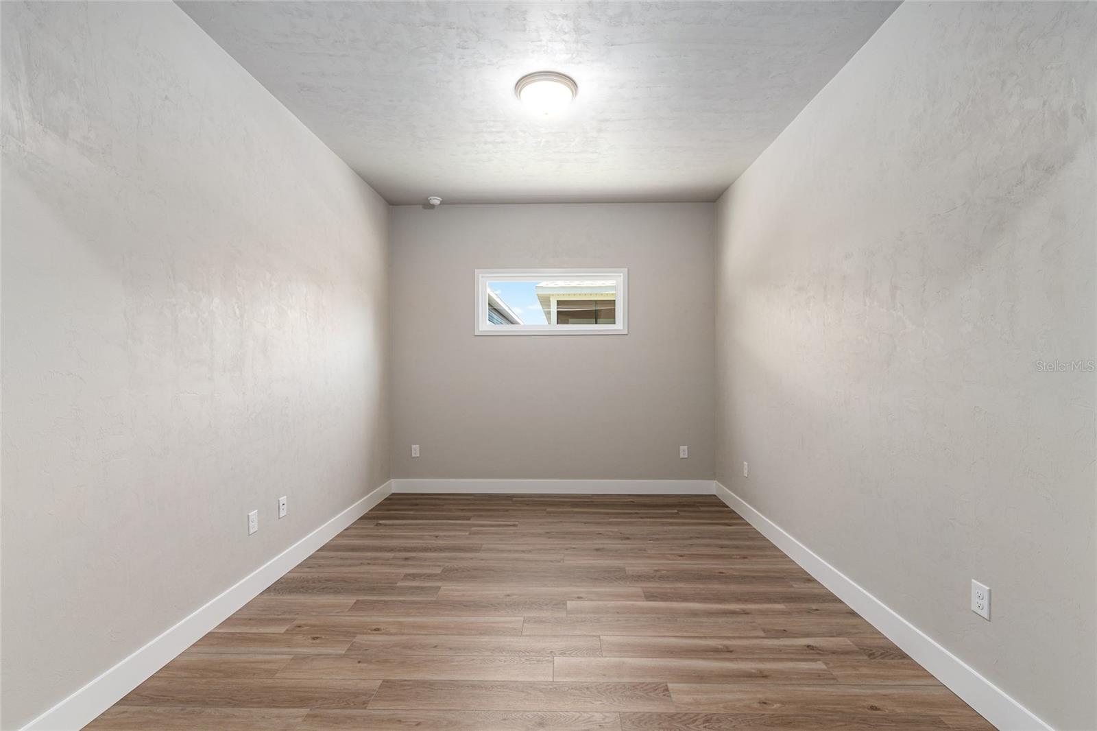 Image 17 of 79 For 939 132nd Boulevard