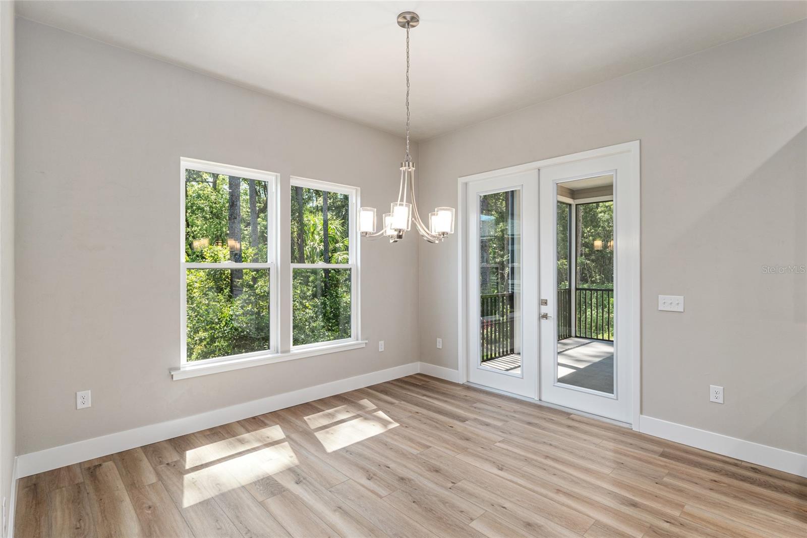 Image 24 of 79 For 939 132nd Boulevard