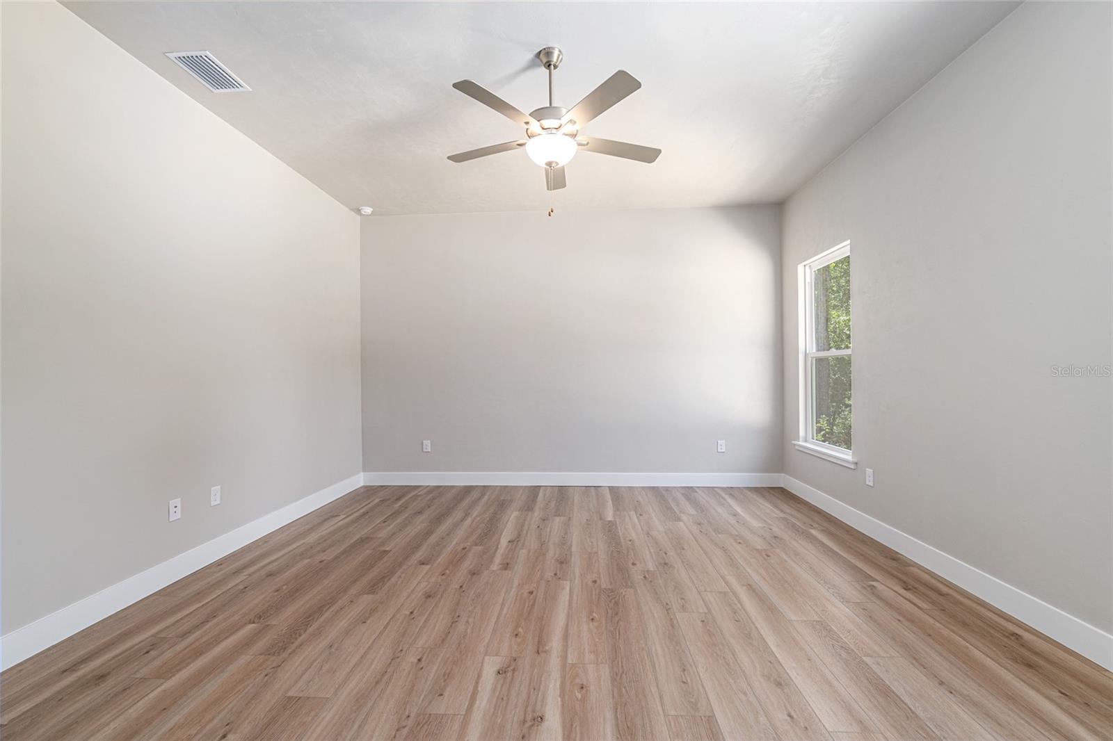 Image 32 of 79 For 939 132nd Boulevard