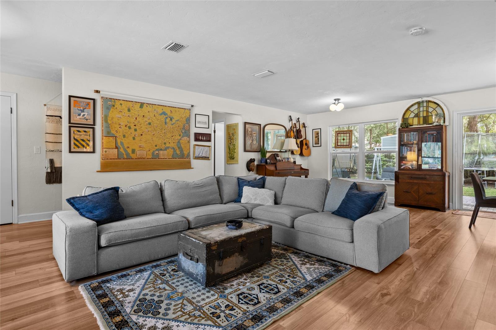 Image 4 of 23 For 4113 48th Place