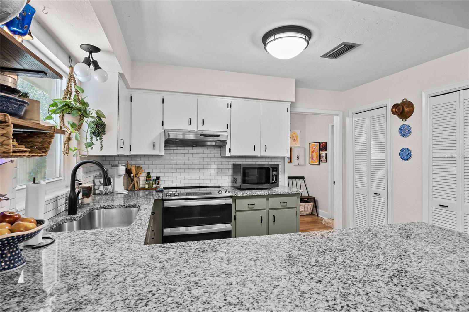 Image 8 of 23 For 4113 48th Place