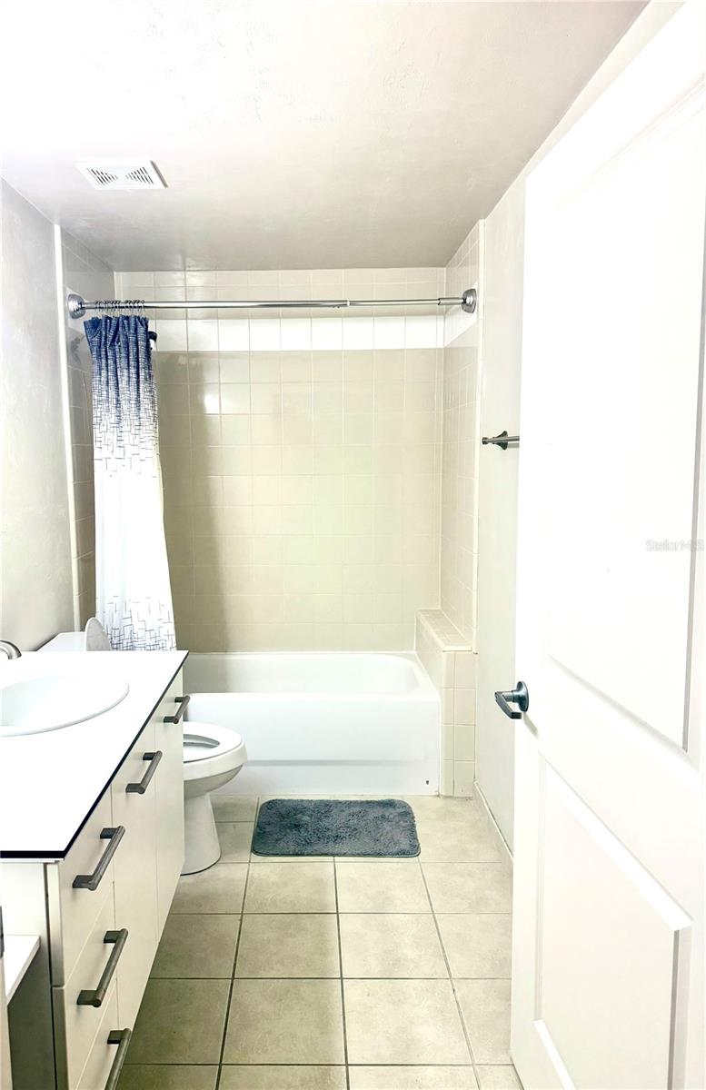 Image 7 of 13 For 20 6th Street 303