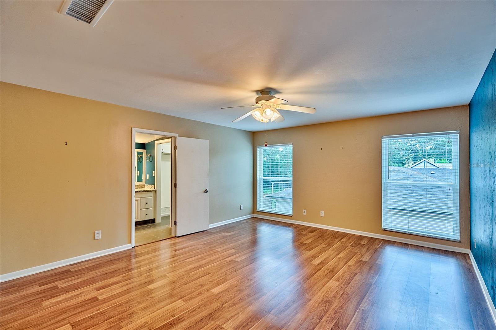 Image 16 of 46 For 1326 51st Terrace
