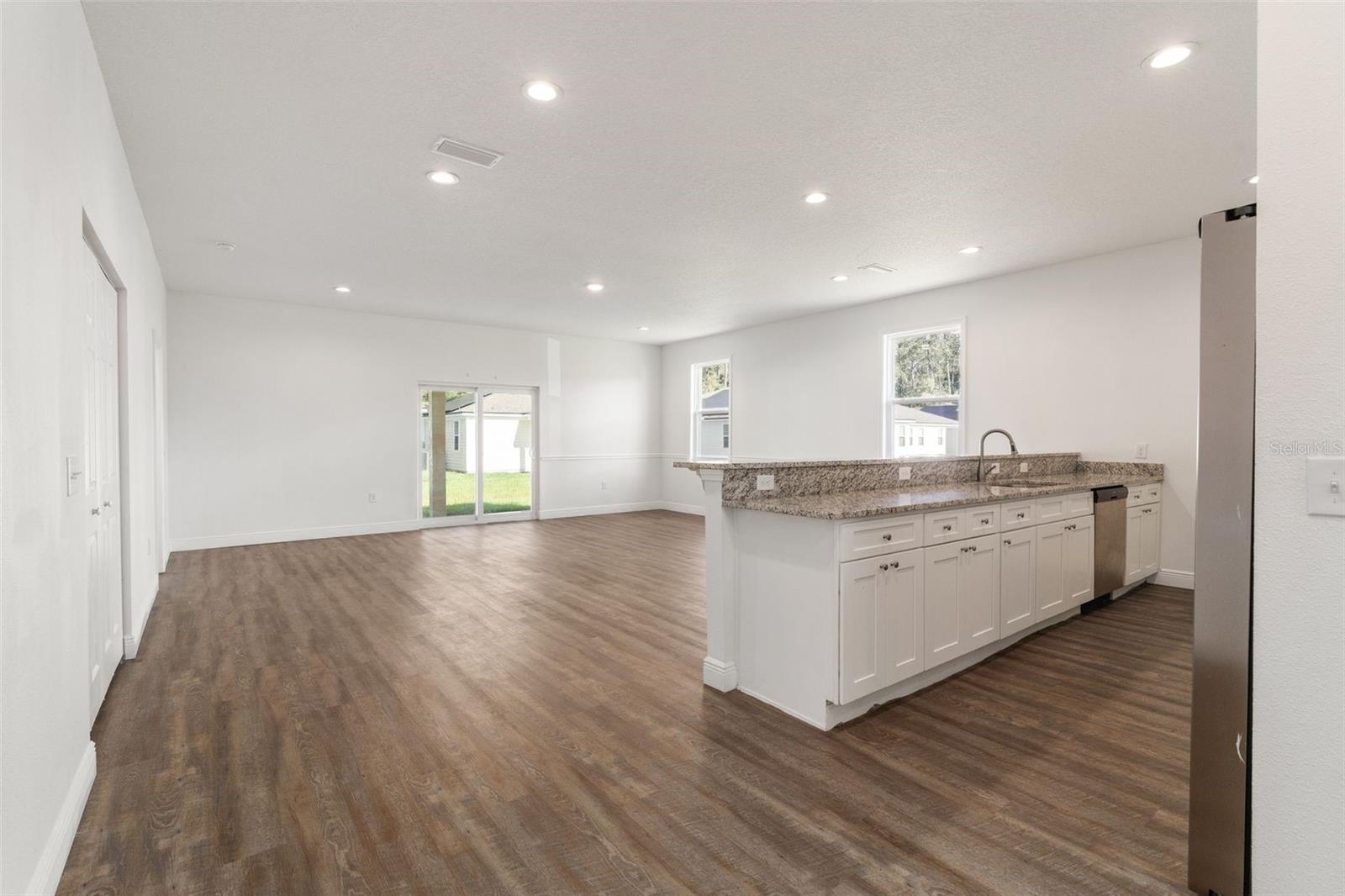 Image 10 of 28 For 3580 1st Way