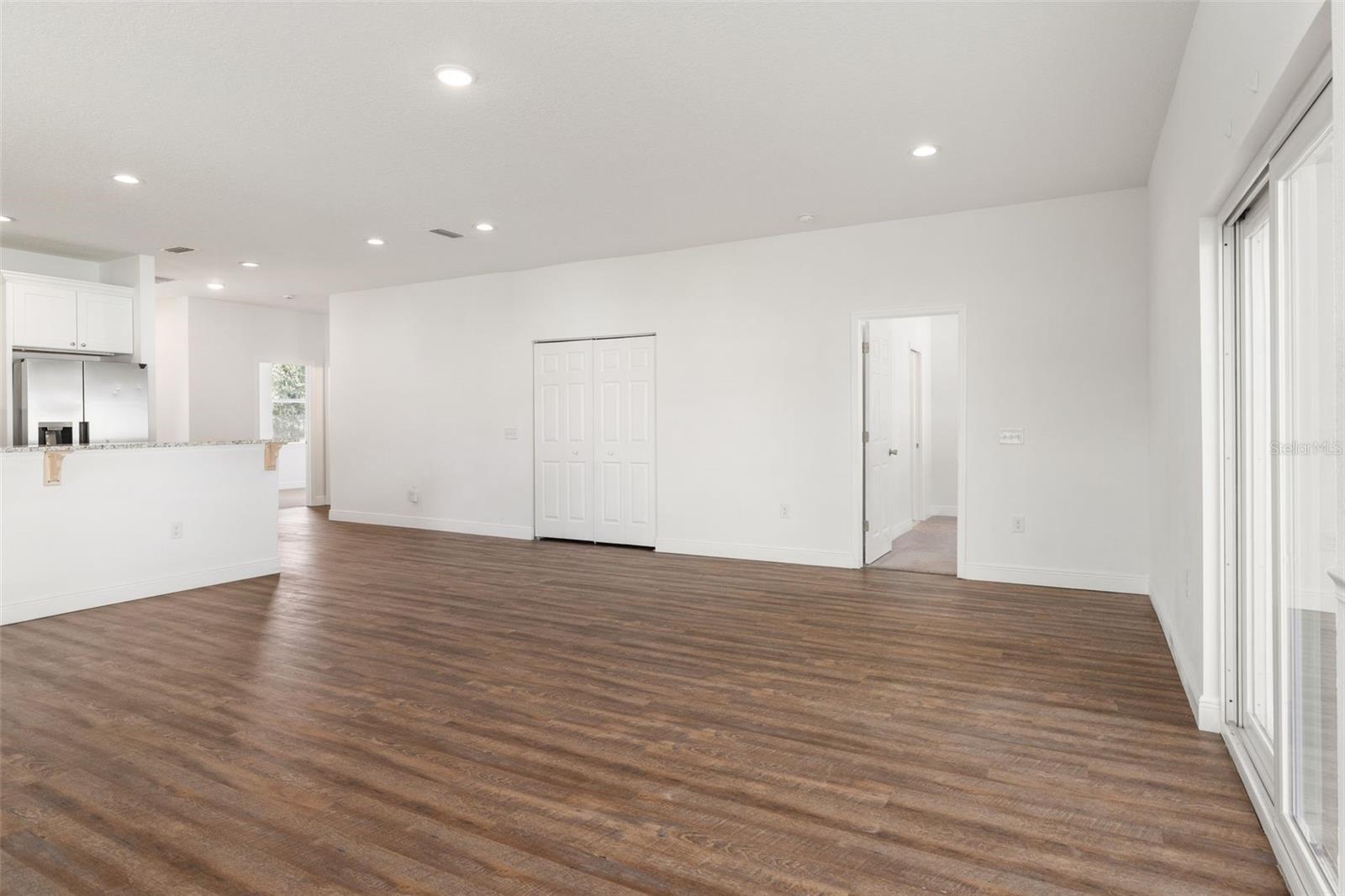 Image 4 of 28 For 3580 1st Way