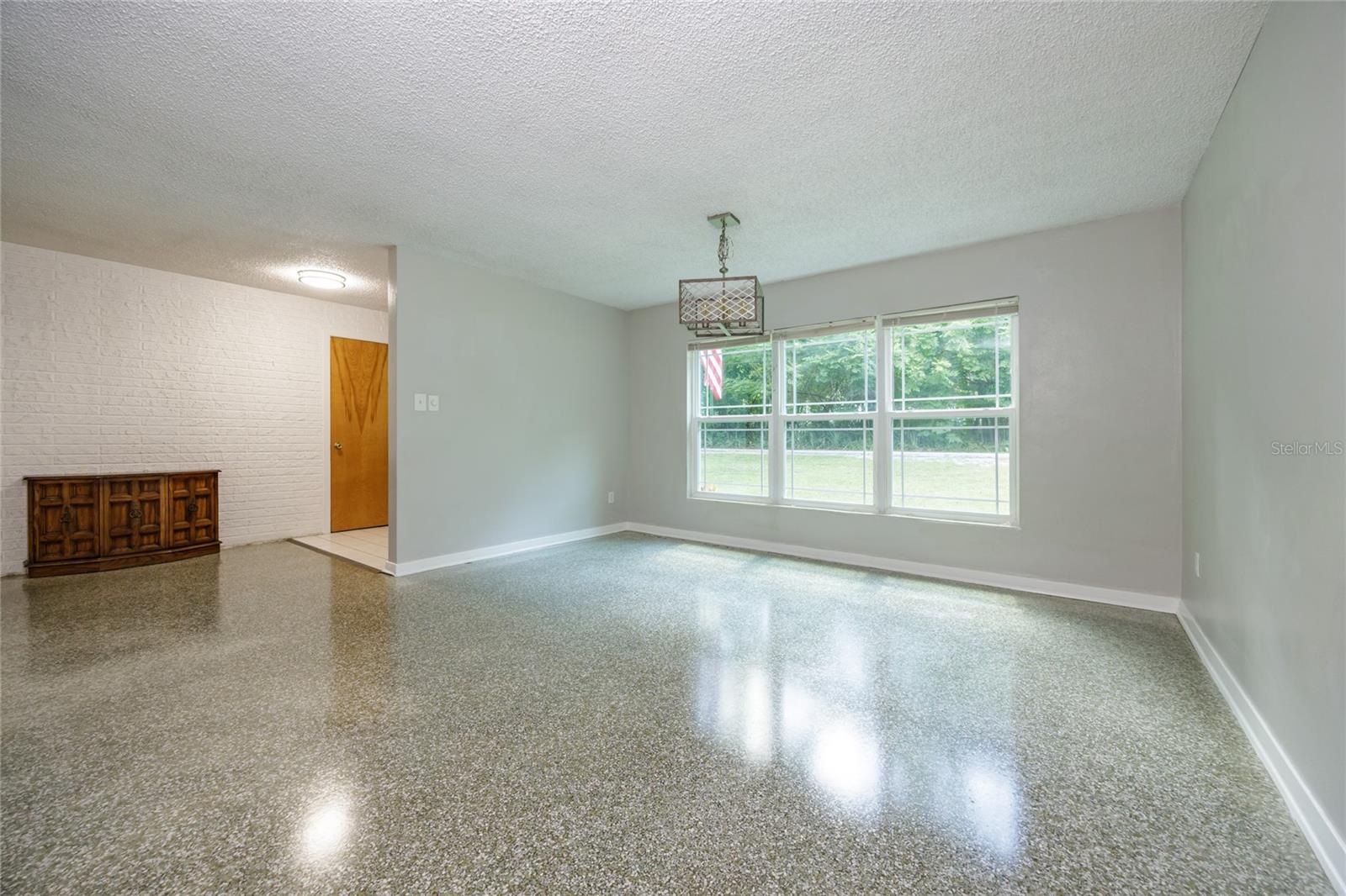 Image 10 of 49 For 4105 20th Terrace