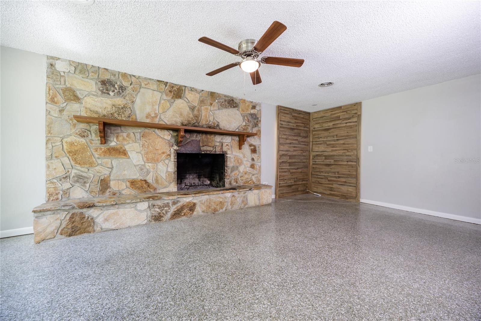 Image 15 of 49 For 4105 20th Terrace