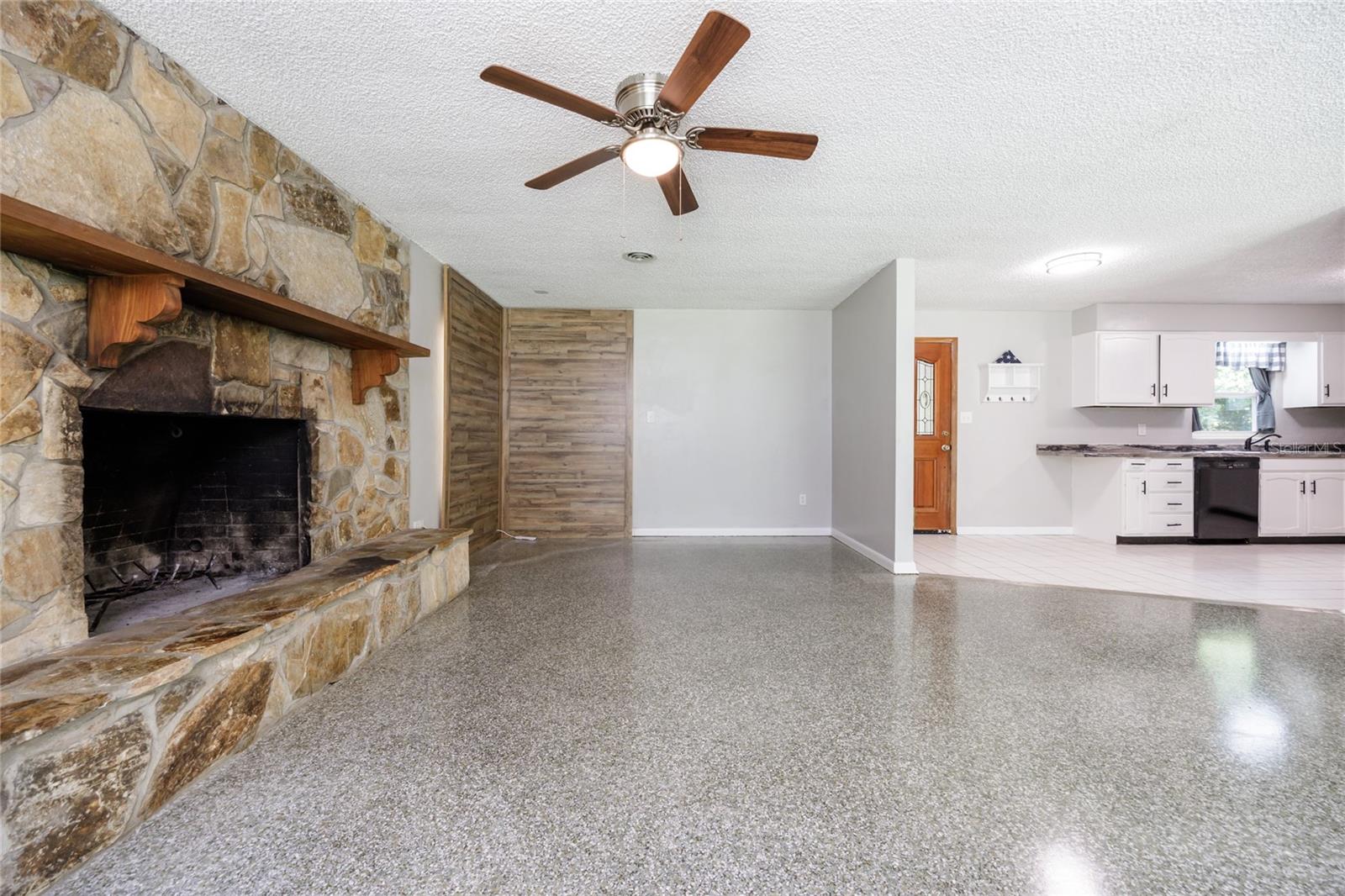 Image 17 of 49 For 4105 20th Terrace