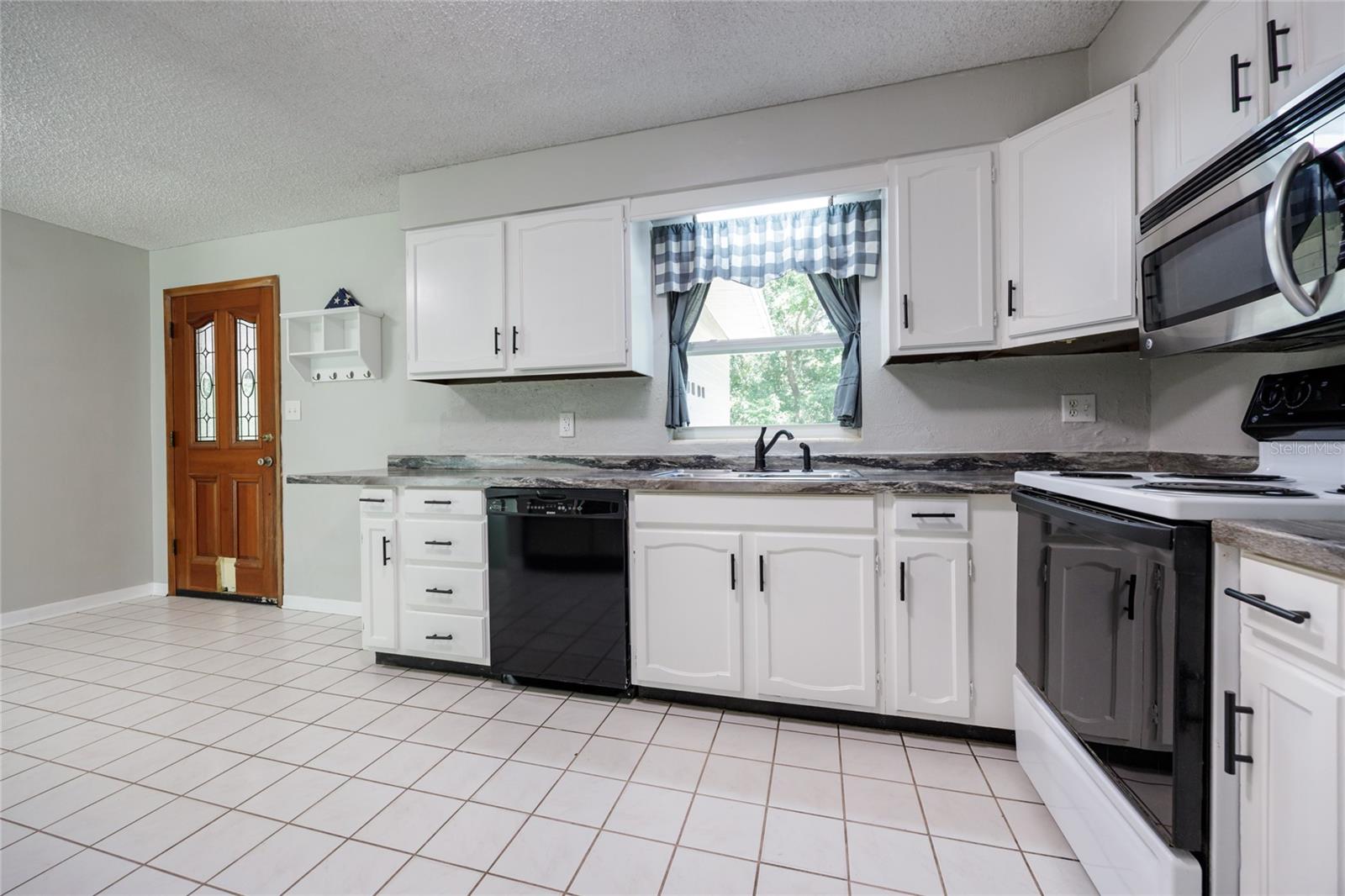 Image 22 of 49 For 4105 20th Terrace