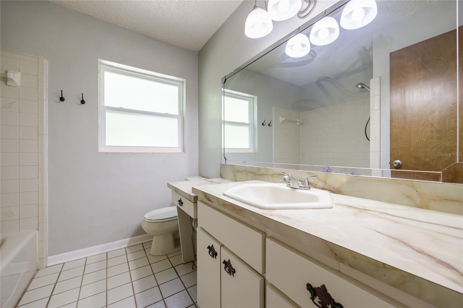 Image 34 of 49 For 4105 20th Terrace