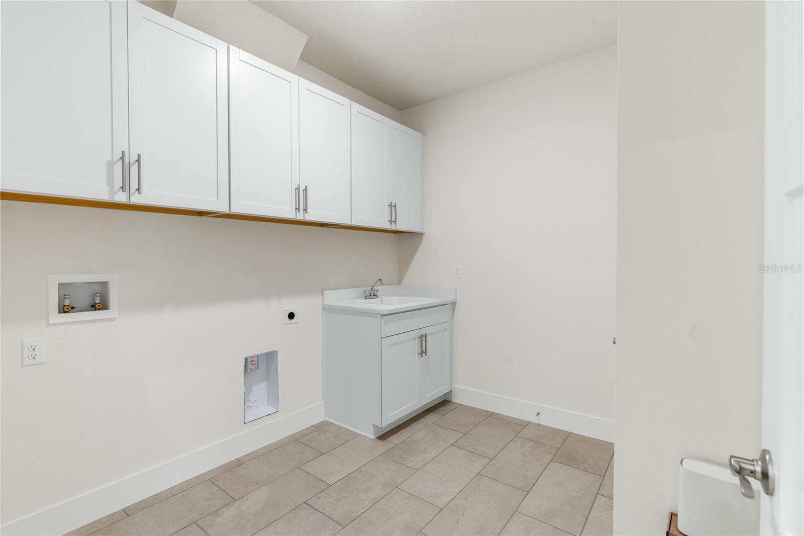 Image 31 of 43 For 1440 128 Terrace