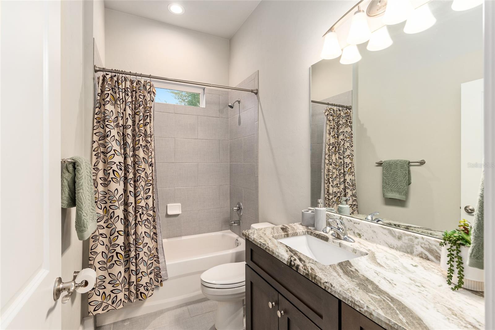 Image 38 of 67 For 16774 167th Street