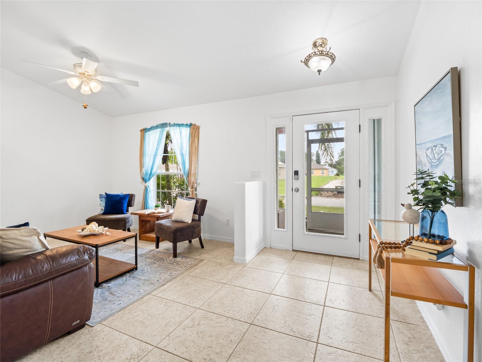 Image 6 of 31 For 1344 Danforth Street Sw
