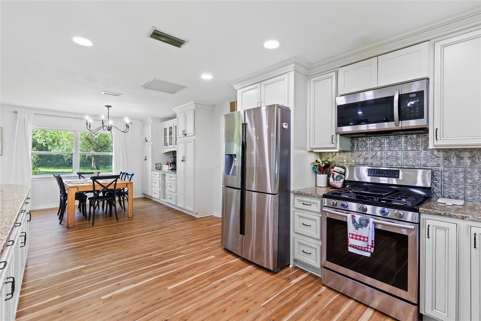 Image 12 of 46 For 5502 57th Avenue