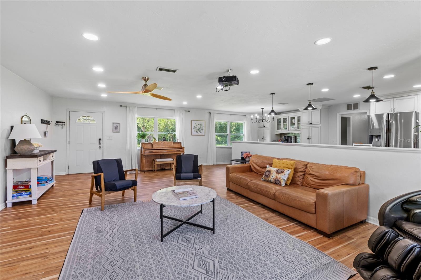 Image 6 of 46 For 5502 57th Avenue