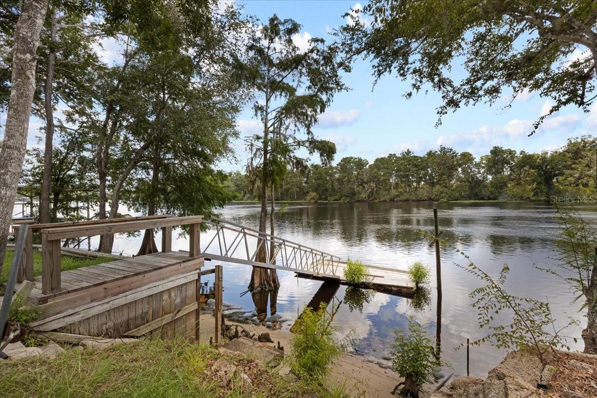Image 4 of 61 For 79 851 Street