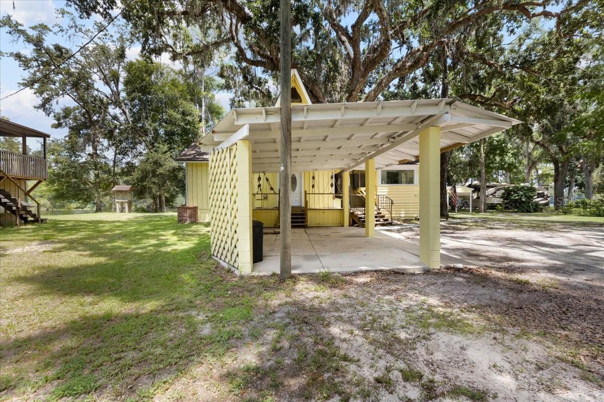 Image 42 of 61 For 79 851 Street