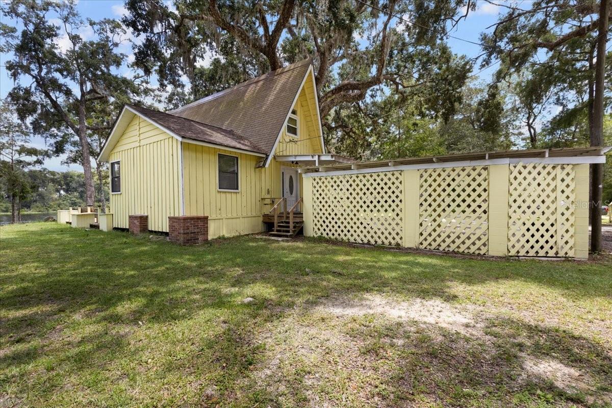 Image 43 of 61 For 79 851 Street