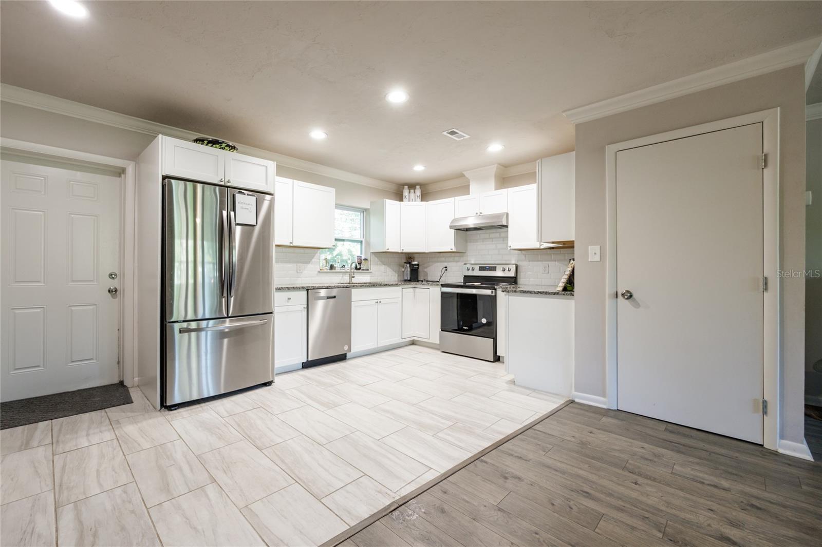Image 10 of 38 For 2831 15th Street