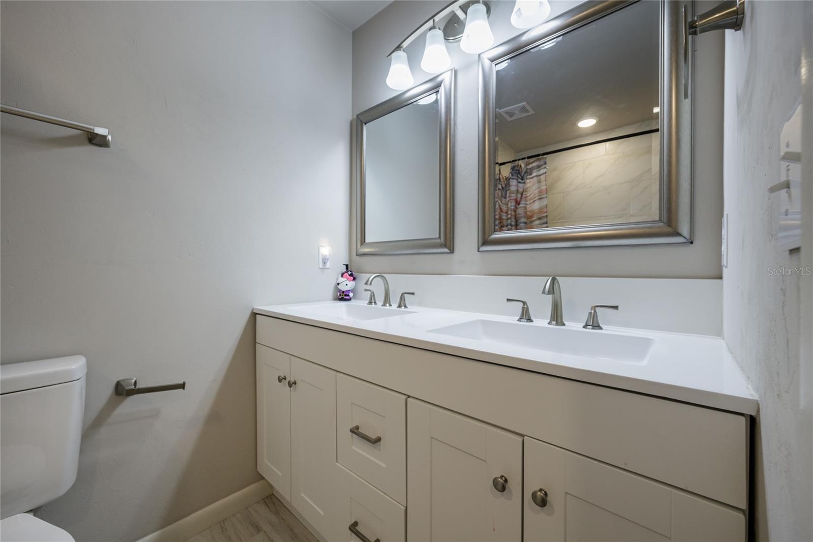 Image 27 of 38 For 2831 15th Street