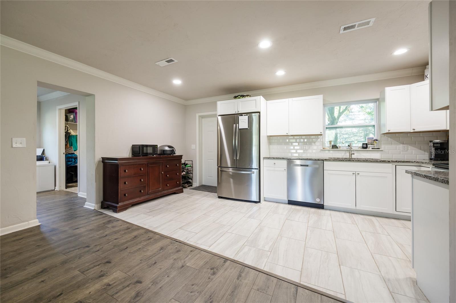 Image 9 of 38 For 2831 15th Street