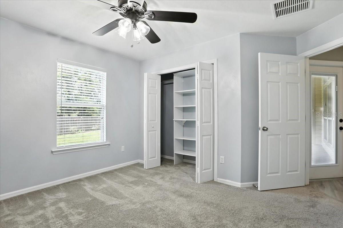 Image 21 of 36 For 15373 149th Road