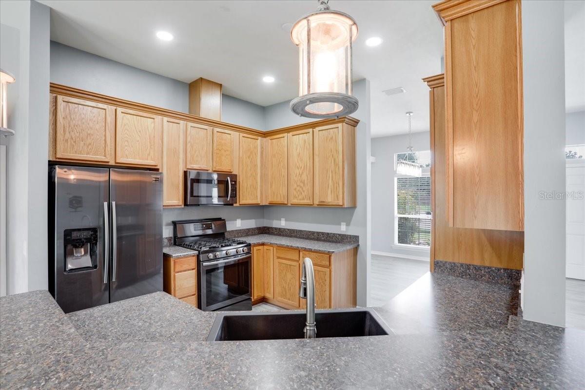 Image 8 of 36 For 15373 149th Road