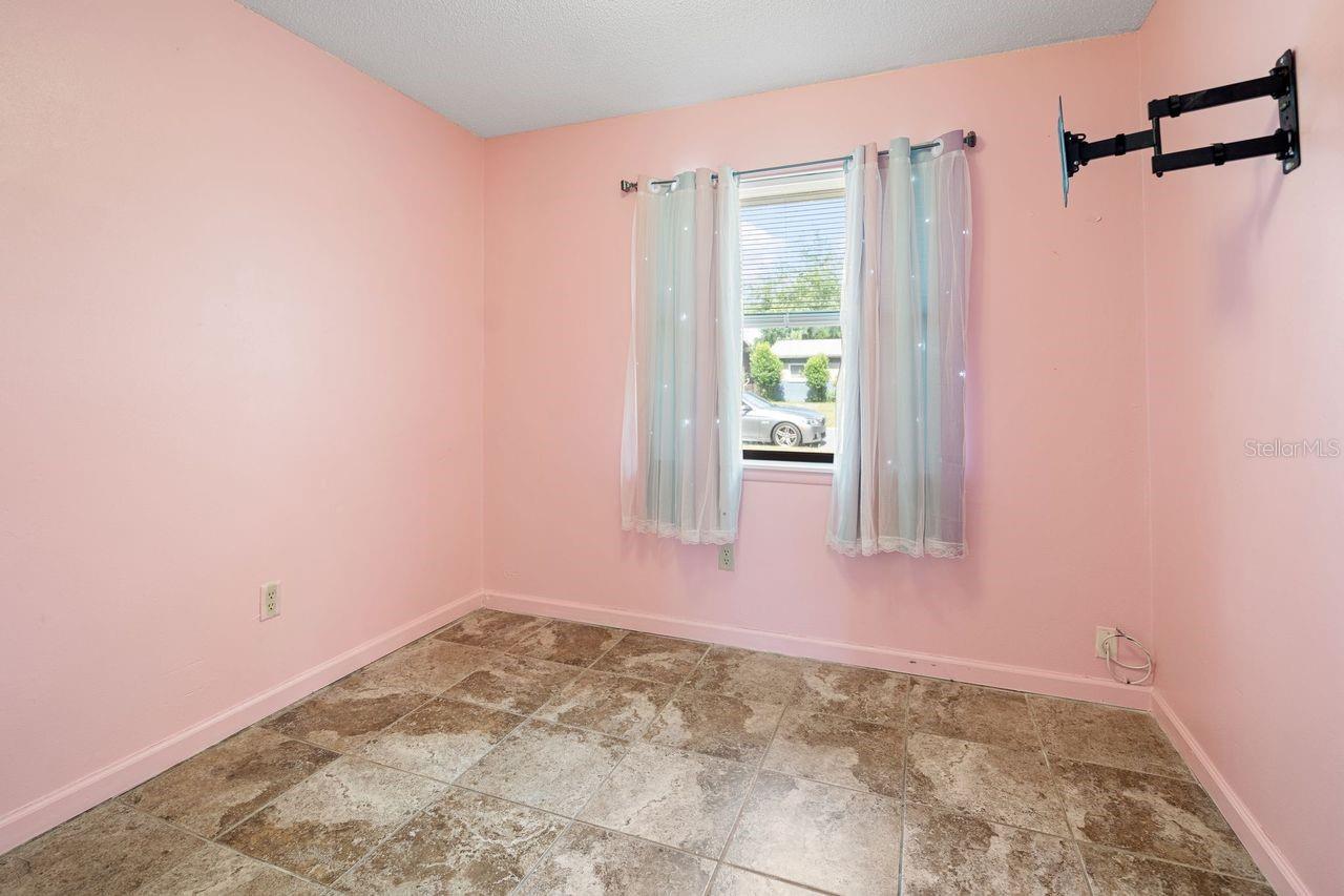 Image 14 of 23 For 808 18th Terrace