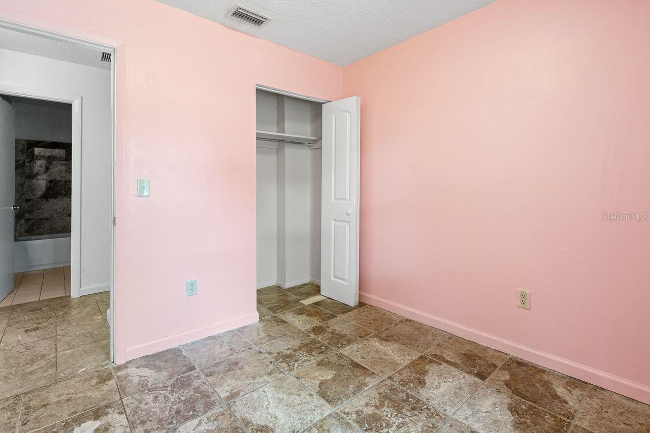 Image 15 of 23 For 808 18th Terrace