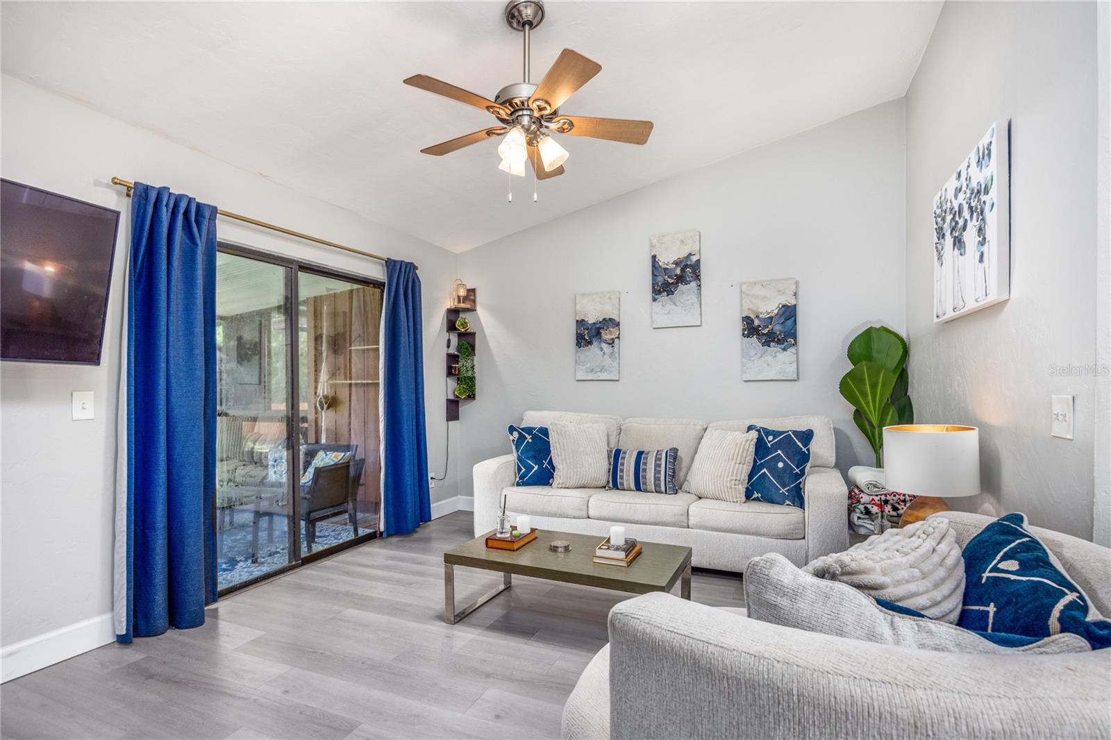 Image 14 of 34 For 4043 17th Terrace