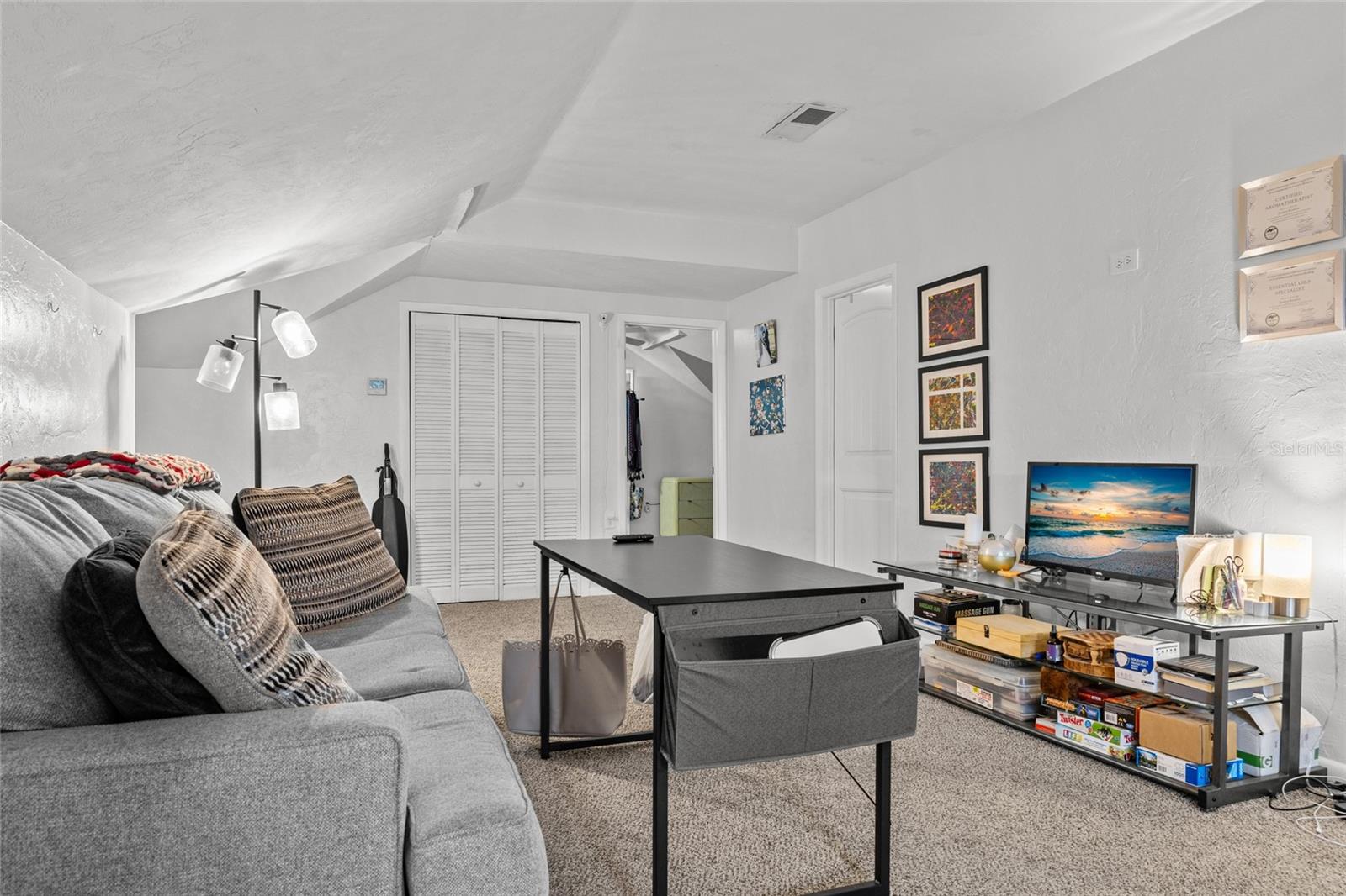 Image 37 of 54 For 14702 140th Street
