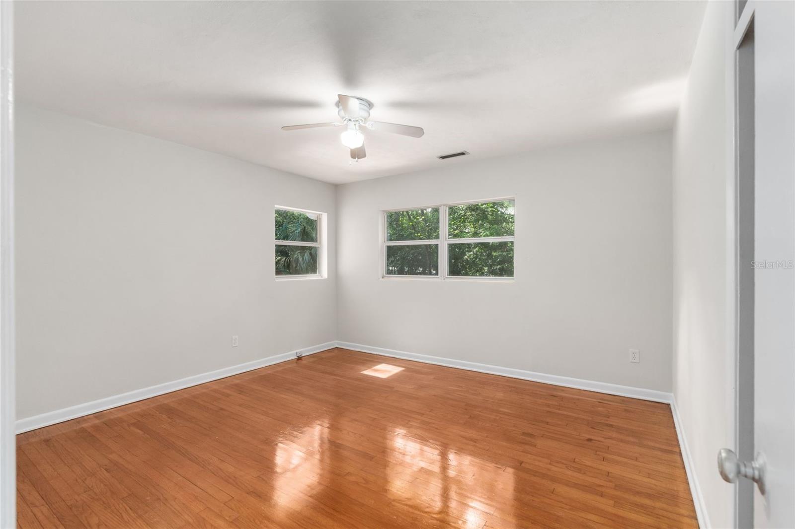 Image 15 of 33 For 3515 11th Avenue