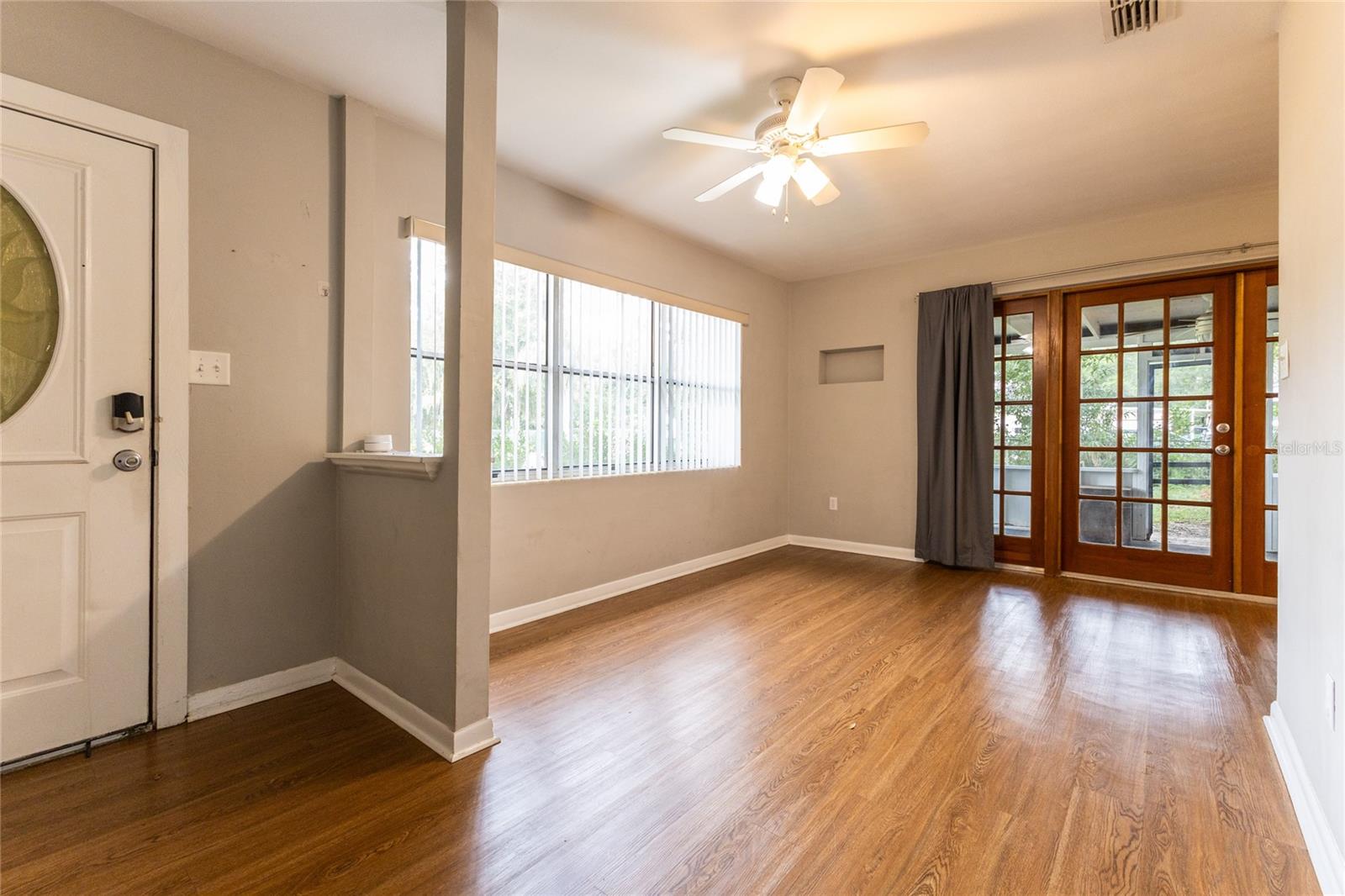 Image 9 of 46 For 3509 17th Terrace