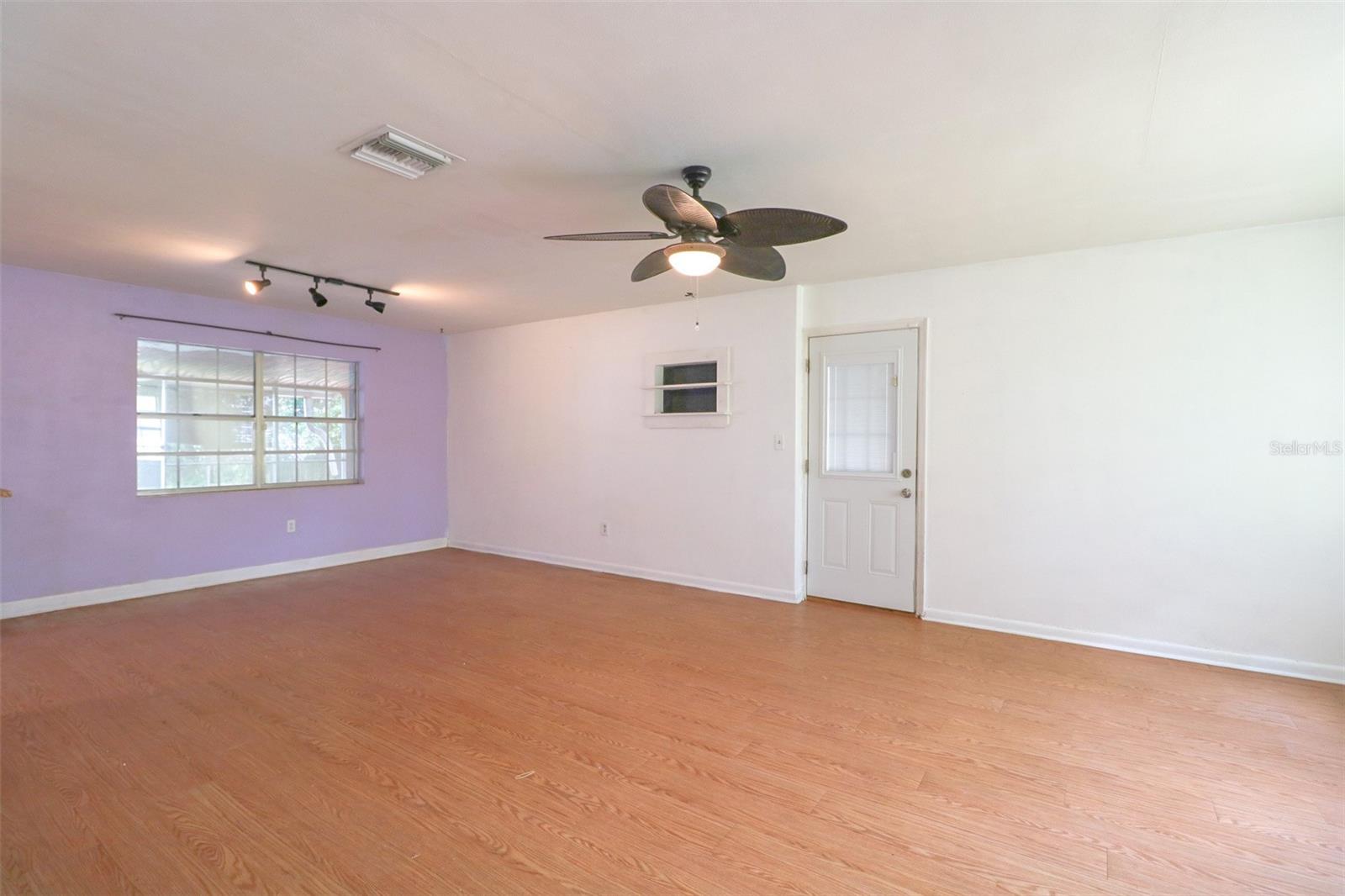 Image 3 of 14 For 1504 14th Terrace