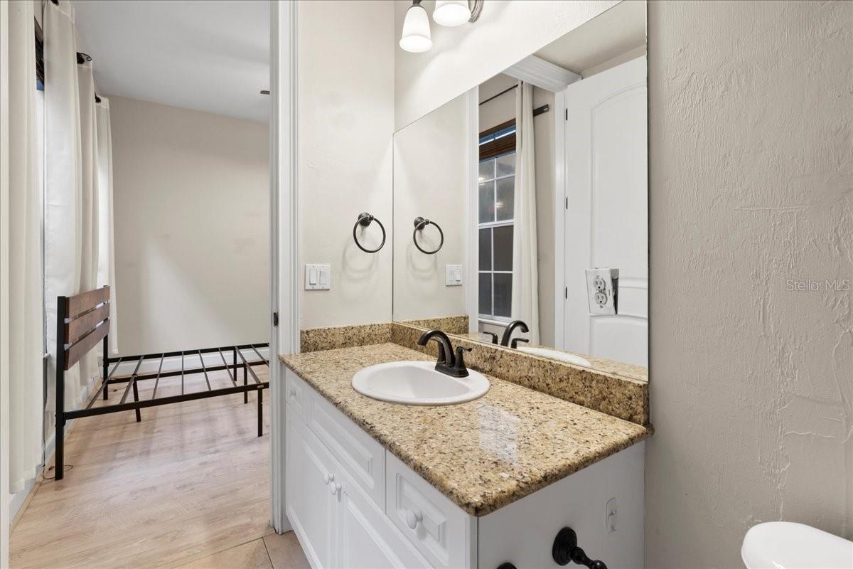 Image 18 of 45 For 325 14th Street 206