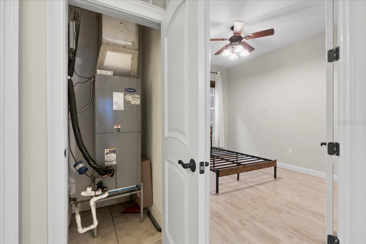 Image 25 of 45 For 325 14th Street 206