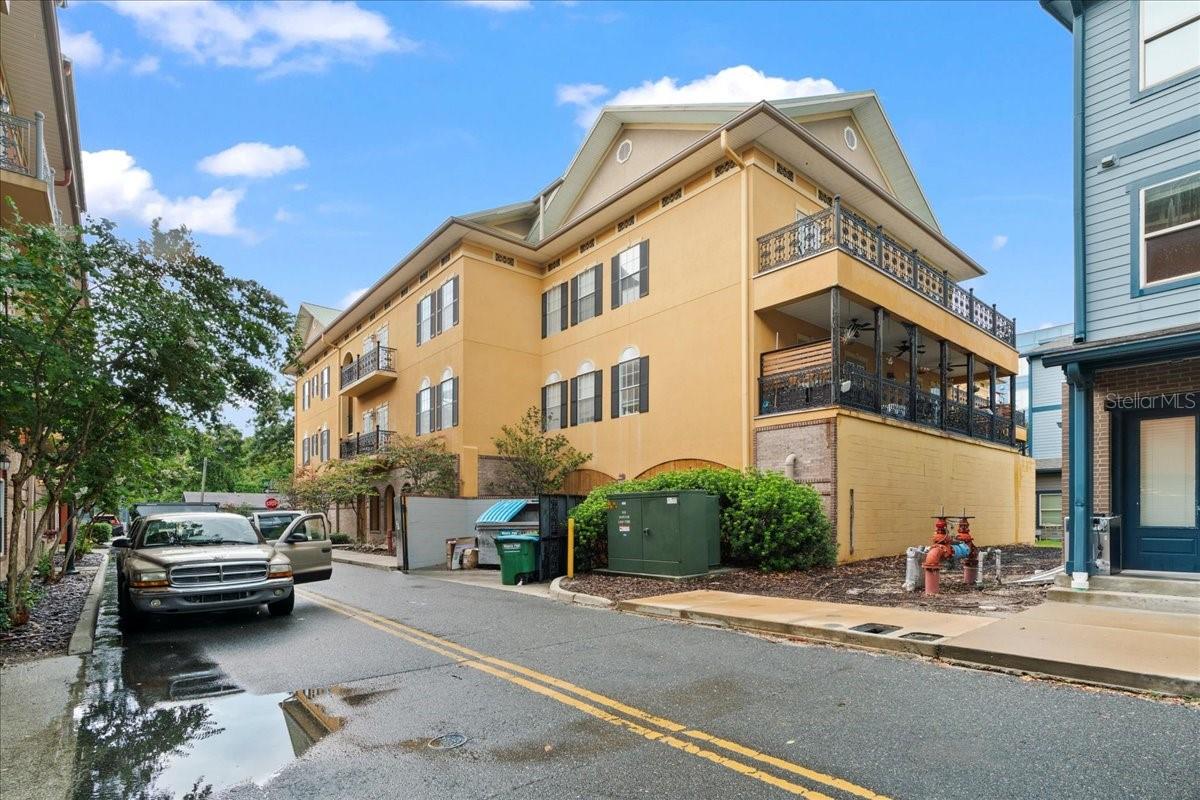Image 31 of 45 For 325 14th Street 206